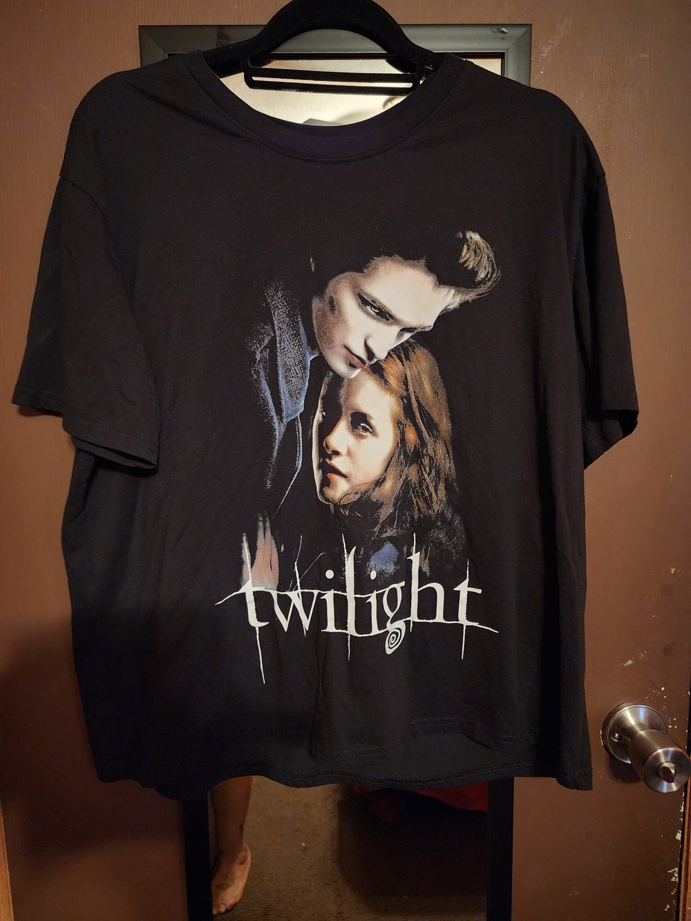 Twilight Edward and Bella T-Shirt XXL. Black excellent condition.